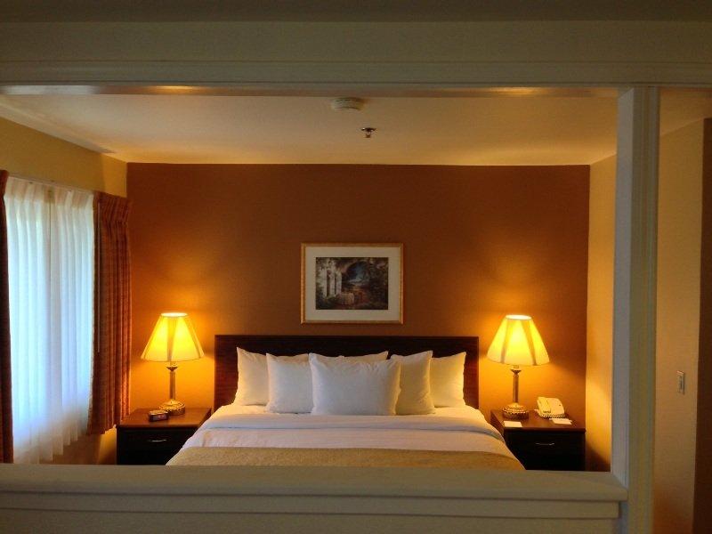 Red Lion Inn & Suites Cathedral City Palm Springs Экстерьер фото