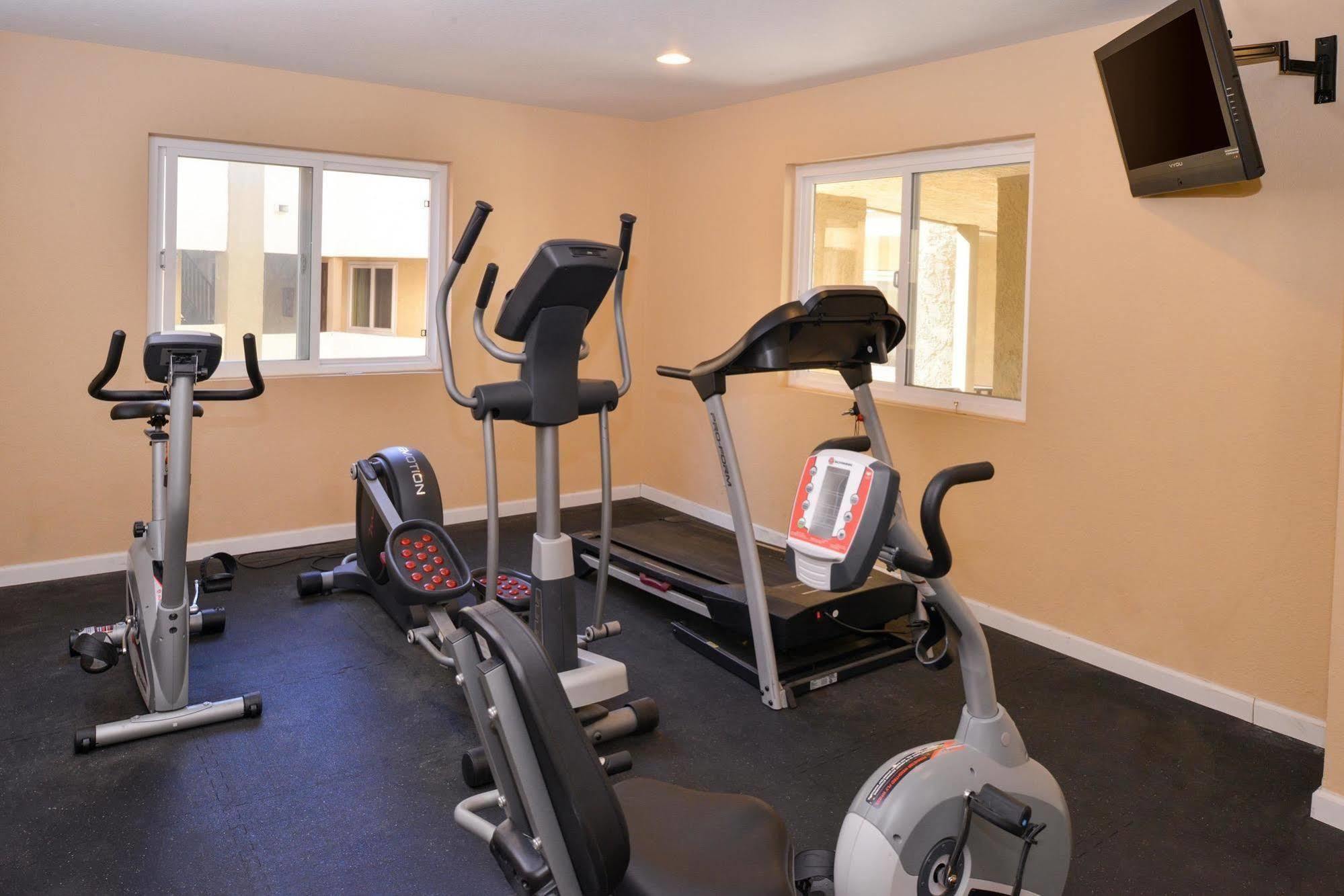 Red Lion Inn & Suites Cathedral City Palm Springs Экстерьер фото